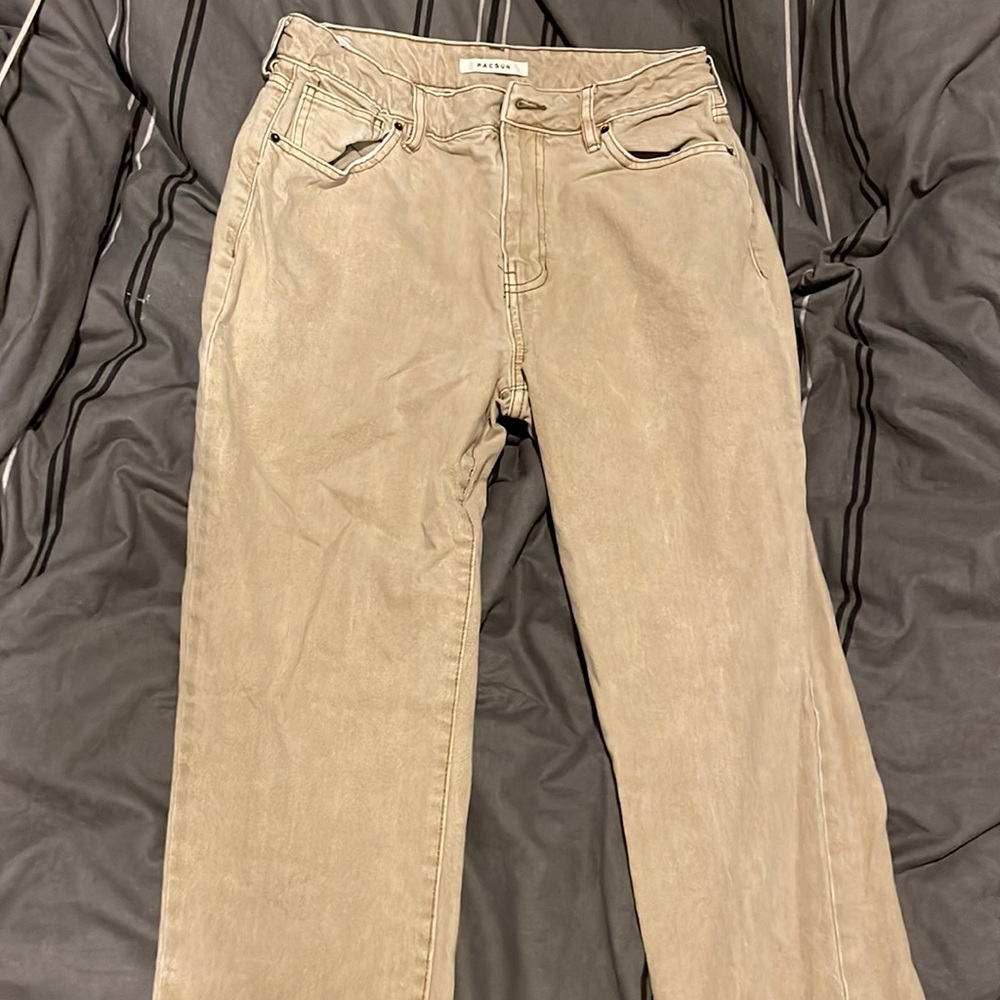 mom jeans